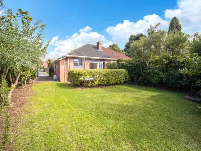 9 Oakley Avenue, Waterview