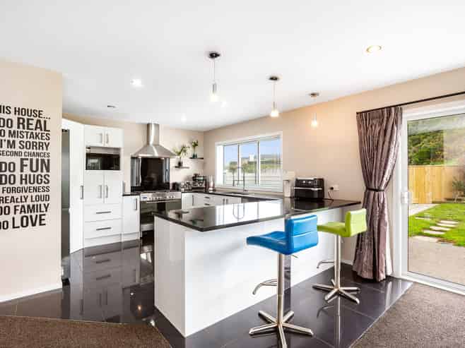 72 Aotea Drive, Aotea