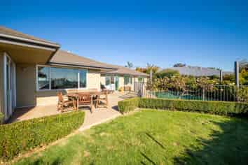 9 Highfield Grove, Richmond