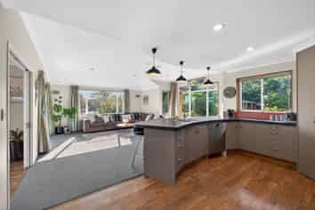 9 Highfield Grove, Richmond