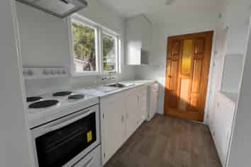 44 Hammond Avenue, Hatfields Beach