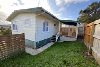 44 Hammond Avenue, Hatfields Beach