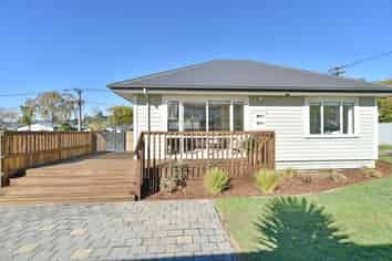 412 Port Hills Road, Hillsborough