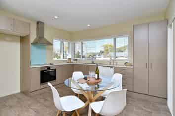 412 Port Hills Road, Hillsborough