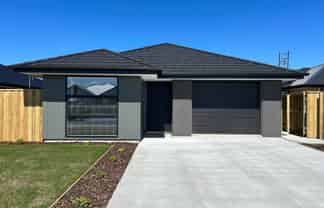 4 Henshaw Street, Woodend