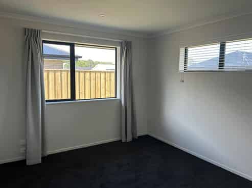 4 Henshaw Street, Woodend