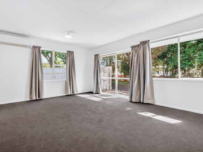 1/16  Cumberland Street, Tauhara