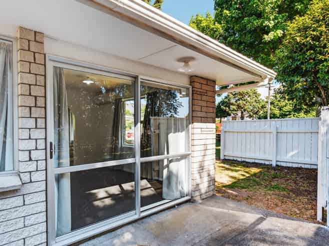 1/16  Cumberland Street, Tauhara
