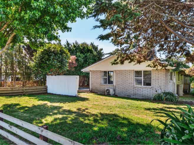 1/16  Cumberland Street, Tauhara