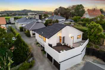 72B Ladies Mile, Remuera