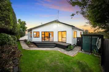 72B Ladies Mile, Remuera