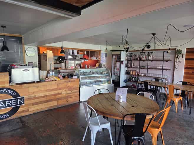 Suburban Italian Pizzeria & Cafe