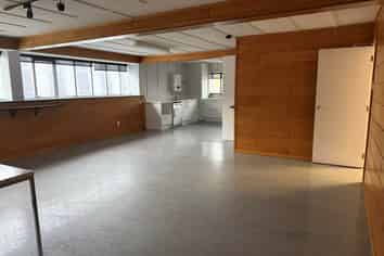 200M² FIRST FLOOR OFFICE – MT ROSKILL
