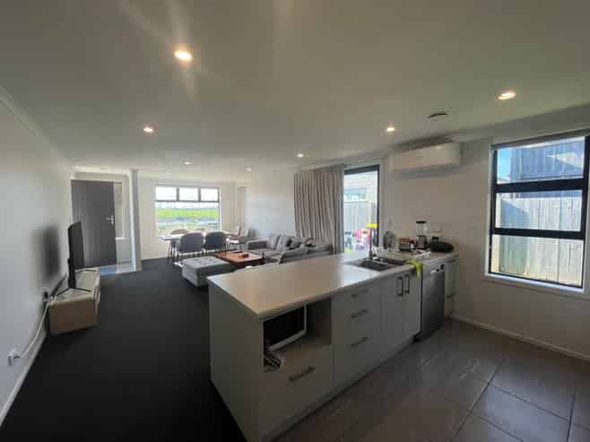 20 Rocky Road, Huntington