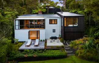 73 Takahe Road, Titirangi