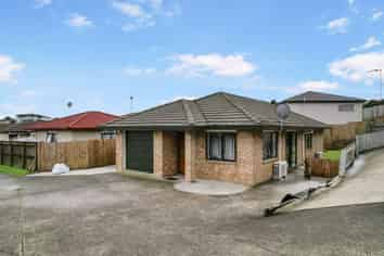 67A Robert Skelton Place, Clendon Park