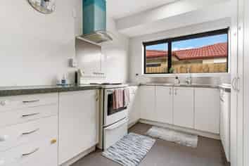 67A Robert Skelton Place, Clendon Park