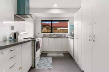 67A Robert Skelton Place, Clendon Park