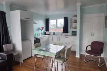 Manawatu / Whanganui - Address withheld