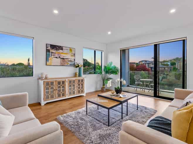9 Wallis Lane, Orewa