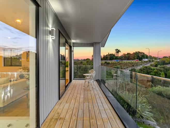 9 Wallis Lane, Orewa