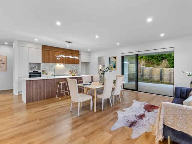 9 Wallis Lane, Orewa