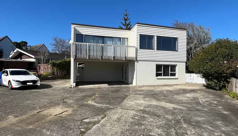 373 Pakuranga Road, Pakuranga Heights
