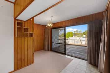 60 Glengarry Road, Glen Eden