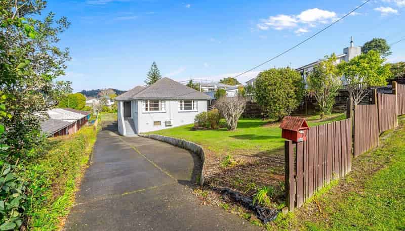 60 Glengarry Road, Glen Eden