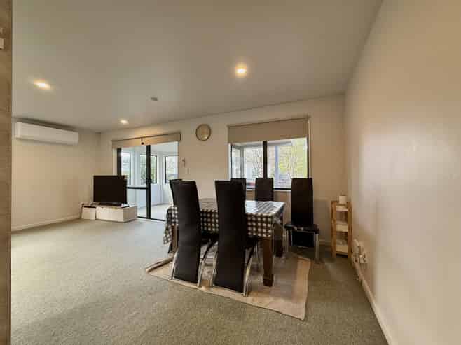 A/14 Mason Street, Moera