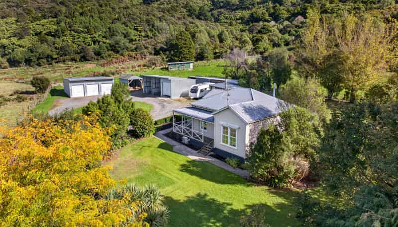 71 Hoeke Road, Carterton