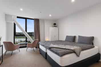501/770A Great South Road, Wiri