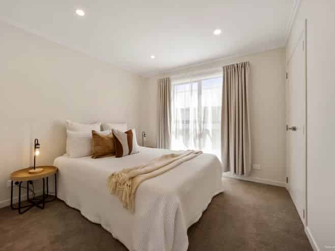 20 Bomb Point Drive, Hobsonville