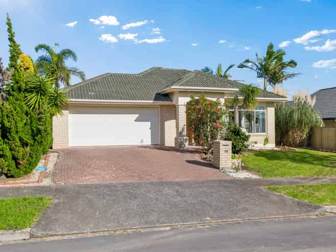 14 Heyington Way, East Tamaki Heights