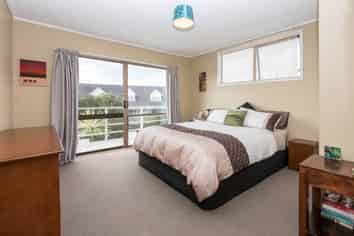 2/28 Bramley Drive, Farm Cove