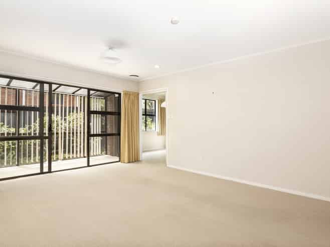 15A Regent Place, Witherlea