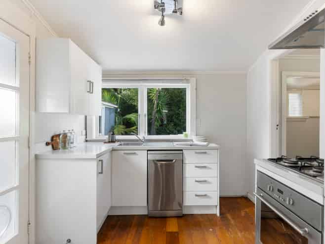 8 Evelyn Street, Eden Terrace