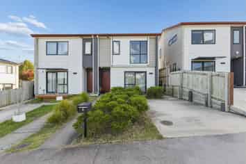 8 Jean Alma Lane, Wattle Downs