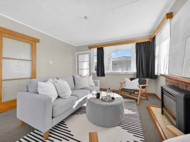 17 Rugby Street, Masterton