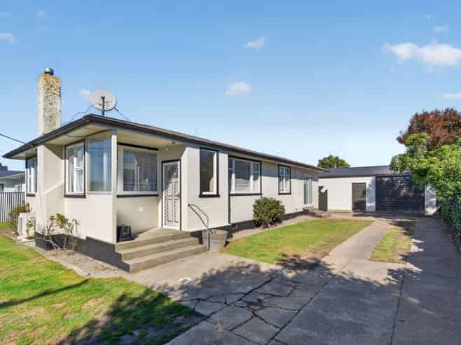 17 Rugby Street, Masterton
