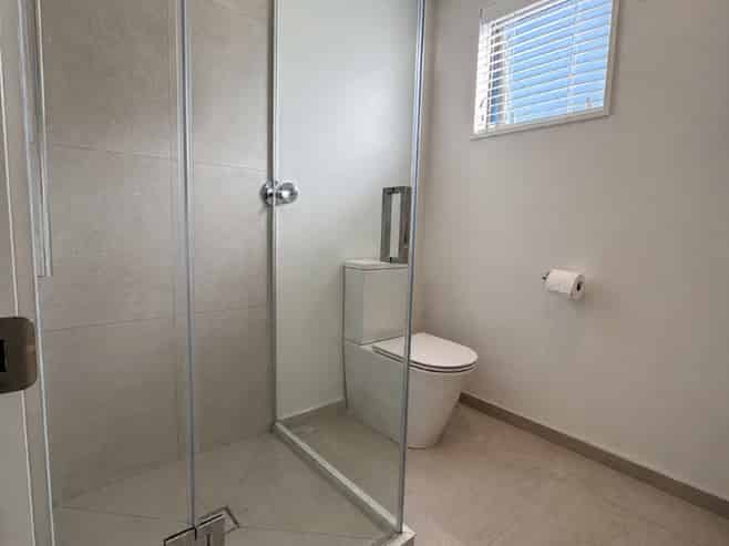1/129 Tancred Street, Linwood