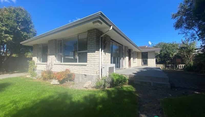 10 Pinedale Lane, Linwood