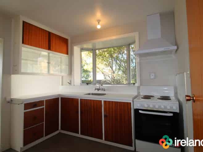 10 Pinedale Lane, Linwood