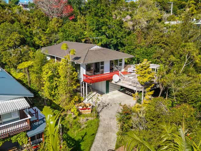 42 Braemar Road, Castor Bay