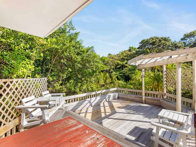 42 Braemar Road, Castor Bay