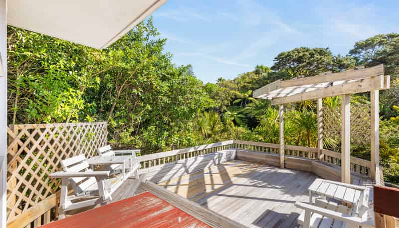42 Braemar Road, Castor Bay