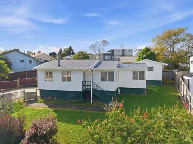 9 Buisson Glade, West Harbour