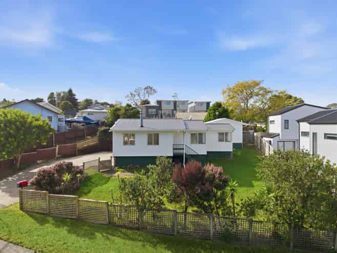9 Buisson Glade, West Harbour