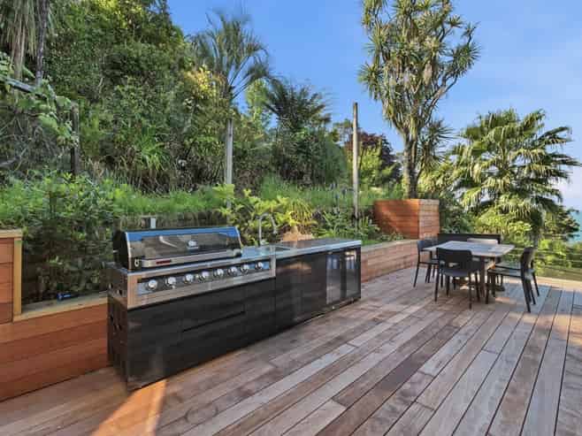 14 Brown Road, Ohope