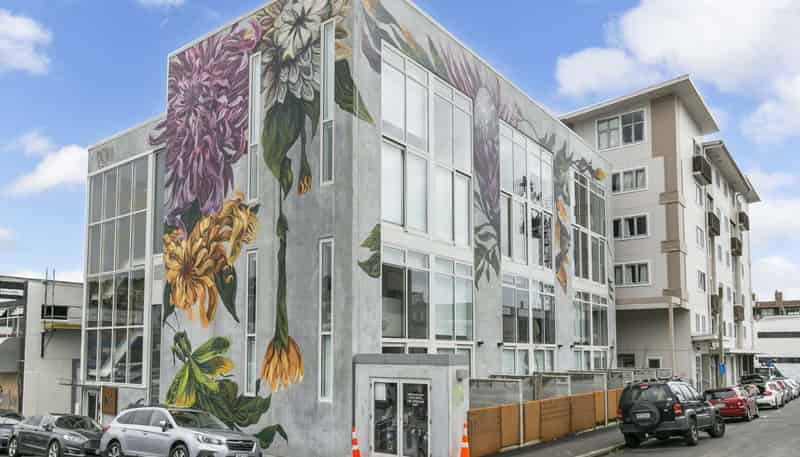 8/28 Martin Square, Te Aro